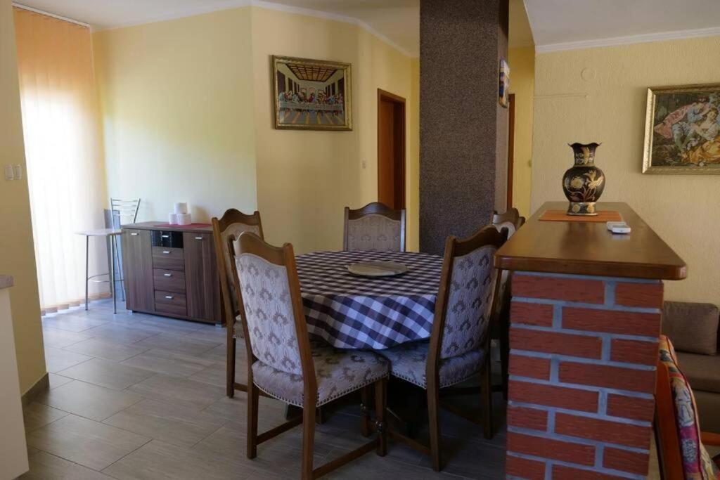 Apartman Carsko Rijeka Exterior photo