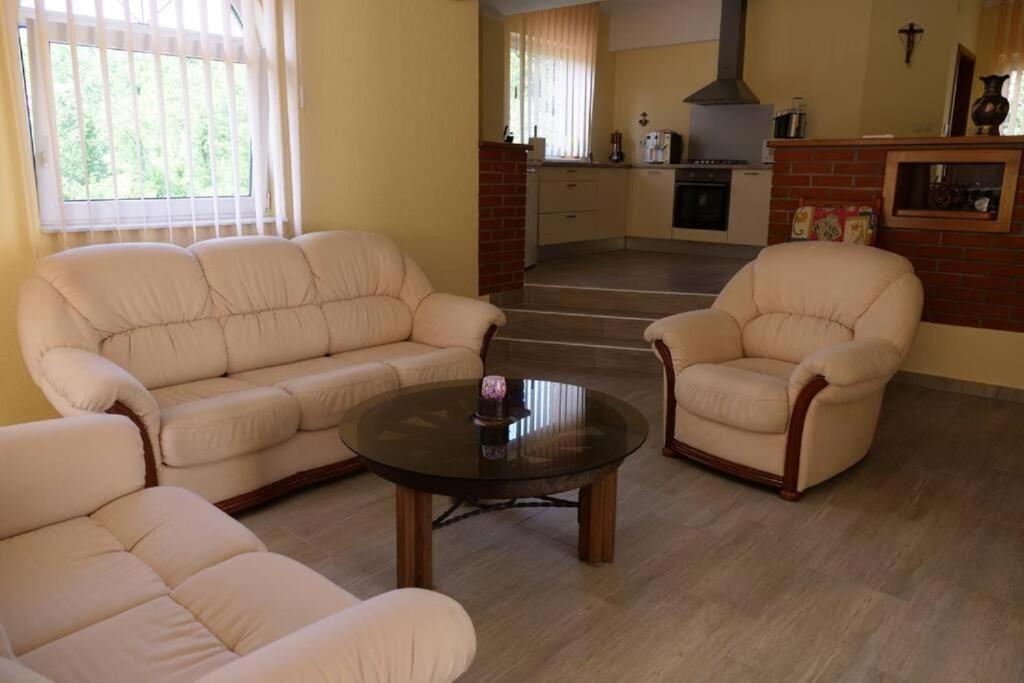 Apartman Carsko Rijeka Exterior photo